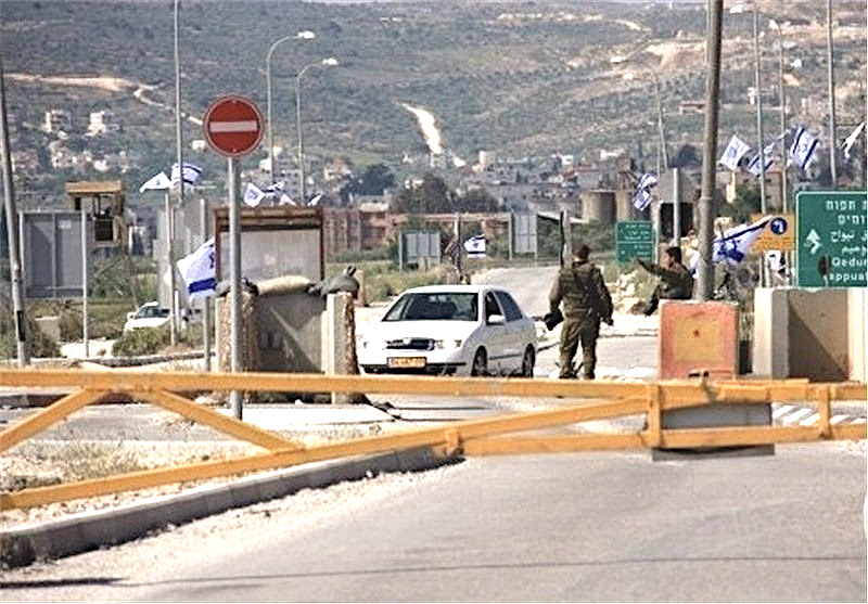 Why do Palestinians hate yellow? cover image